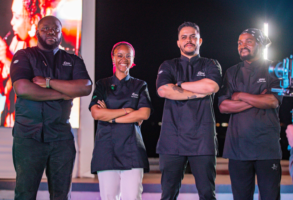 image of dining tables ready for guests (for a chinese restaurant)